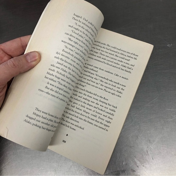 Diamonds in the Shadows by: Caroline B. Cooney, paperback book - Picture 3 of 5